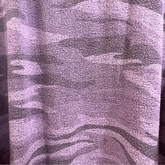 BUFFALO purple Camo long sleeve. - Picture 2 of 4